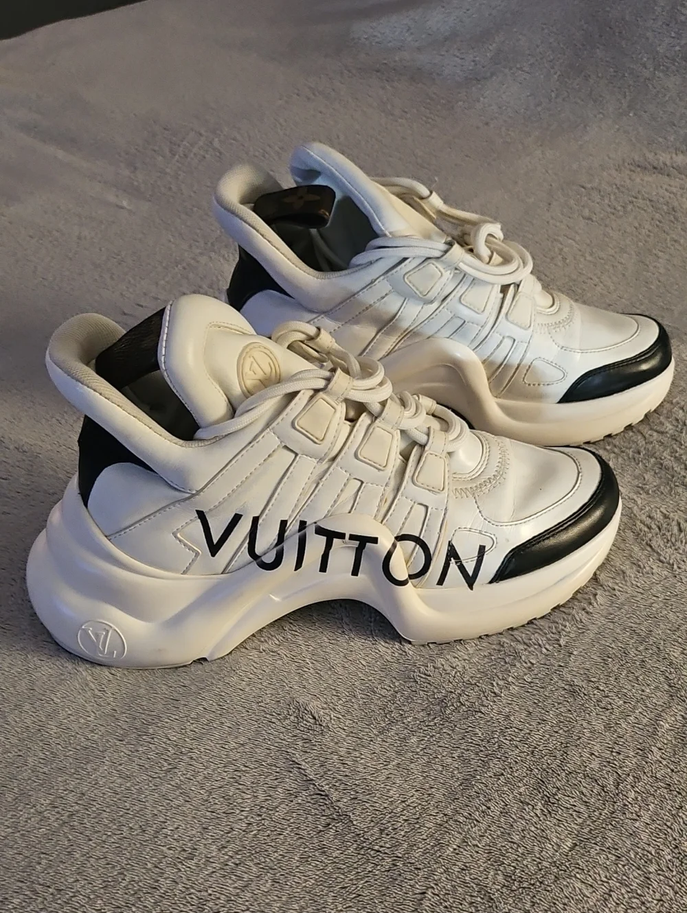 LOUIS VUITTON Archlight Chunky White Sneakers - 37